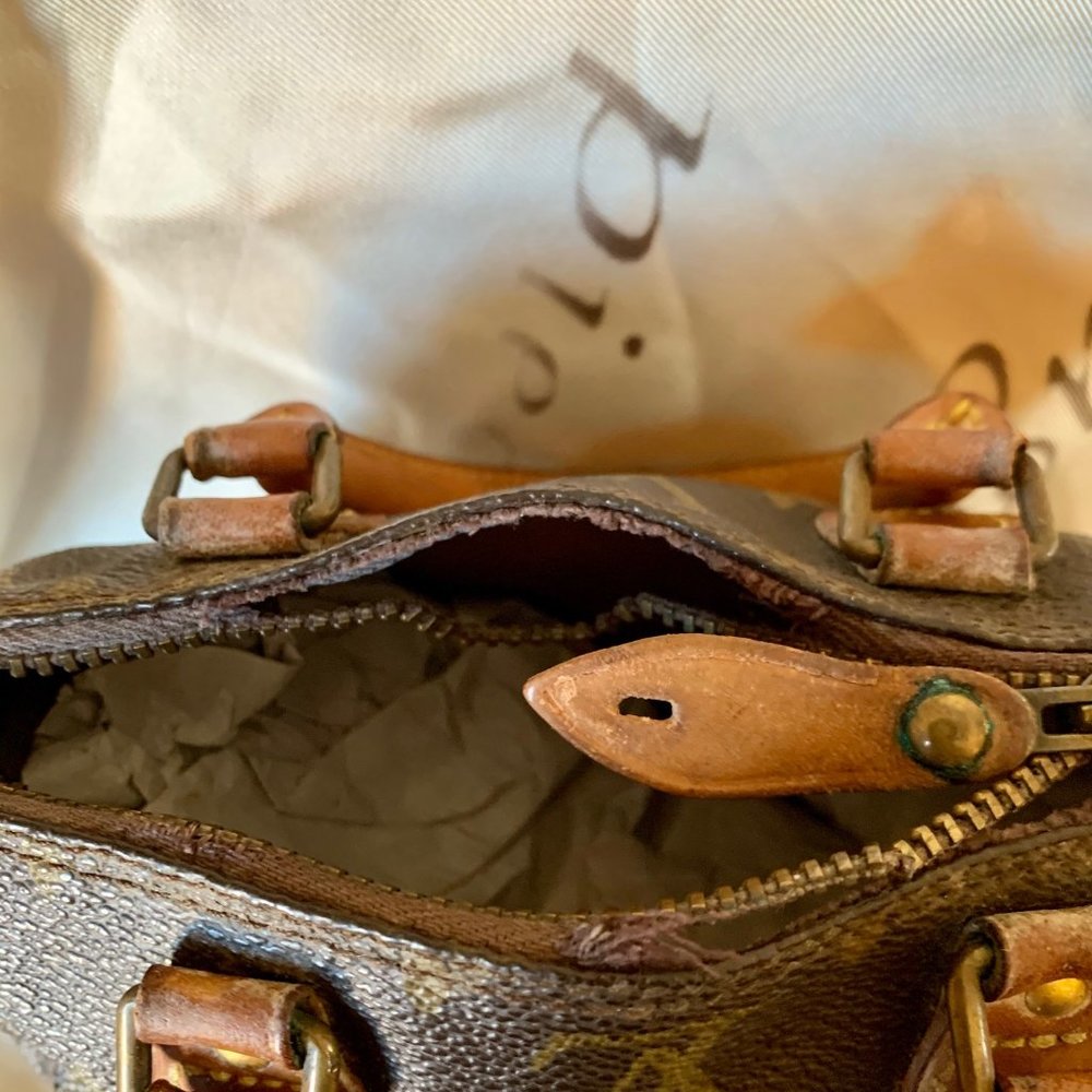 Vintage 1980s Louis Vuitton Monogram Mini Sac W/Strap - Picture 10 of 14